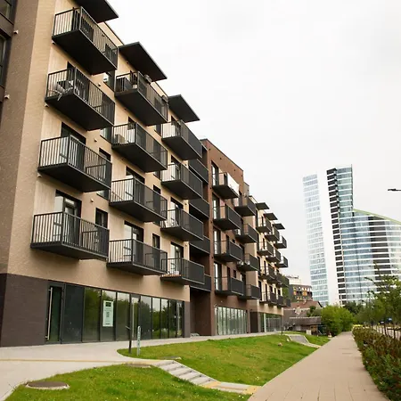 Brand New Luxurious In Center